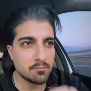 دانلود آهنگ امیر لیام ﻣﻦ ﺑﻰ ﺑﻨﺪ و ﺑﺎر دﻳﻮاﻧﻪ وار ﺑﺸﺪ ﻓﻜﺮ ﻣﻴﻜﻨﻢ